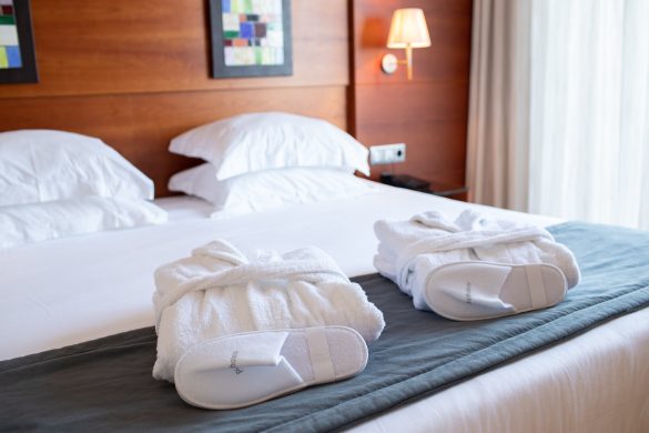 Junior-Suite-Jacuzzi-Protur-Roquetas-hotel-Spa (11)